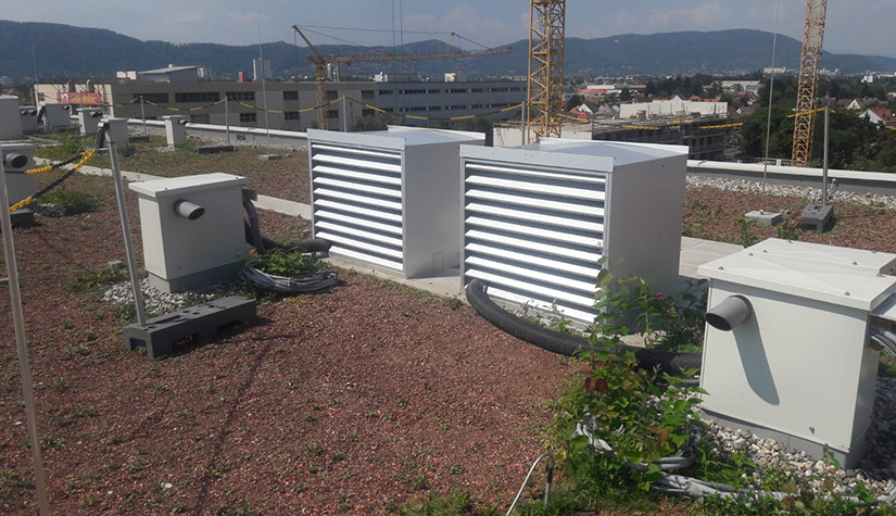 Caissons d'insonorisation Solflex installés sur un ensemble résidentiel